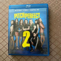 Pitch Perfect 2 Blu-Ray DVD Digital HD Preowned 