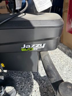 Electric wheelchair