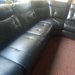 SECTIONAL 100% LEATHER RECLINER ELECTRIC BLACK COLOR.. ✅🚚💥DELIVERY SERVICE AVAILABLE ✅💥🚚
