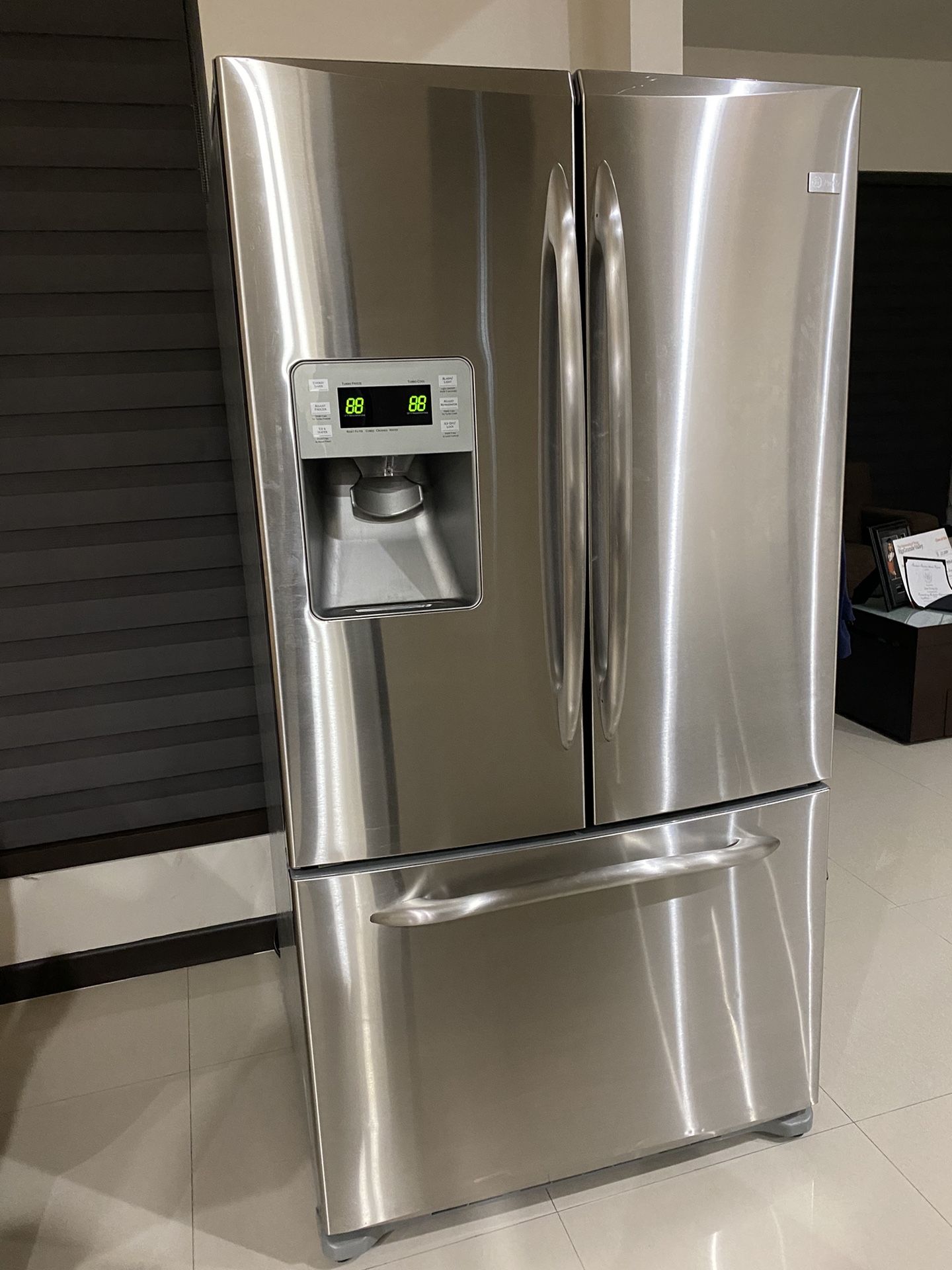 GE Profile 25.8 Cu. Ft. French-Door Refrigerator Model
