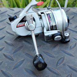 Diawa 1000c spinning reel