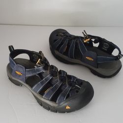 Keen Women’s Navy Blue  Hiking  Waterproof Sandals Size 8


