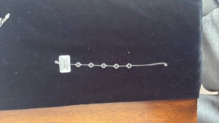 Silver Chain Bracelet with Clover Charms