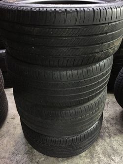 235/40/19 Michelin primscy set of used tires in great condition 250$ plus tax for 4 . Installation balance and alignment available but not included.
