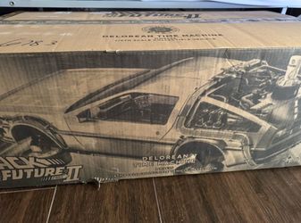 Hot toys back to 2 the future delorean