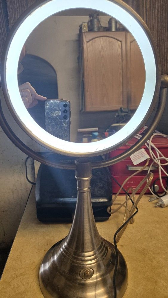 Vanity Mirror