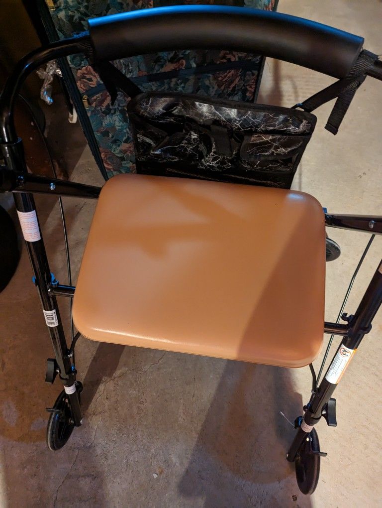 Medline walker. Brakes. Used Almost A Week