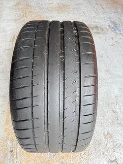 One Tire 295/35/20 Michelin Pilot Sport 4S with 95% Left Like new only one in stock