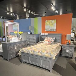 Full Bed, Dresser, Mirror And Nightstand 