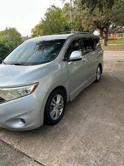 Nissan Quest 2012