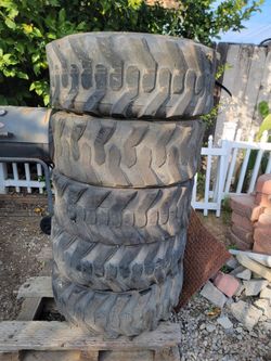  Bobcat Tires