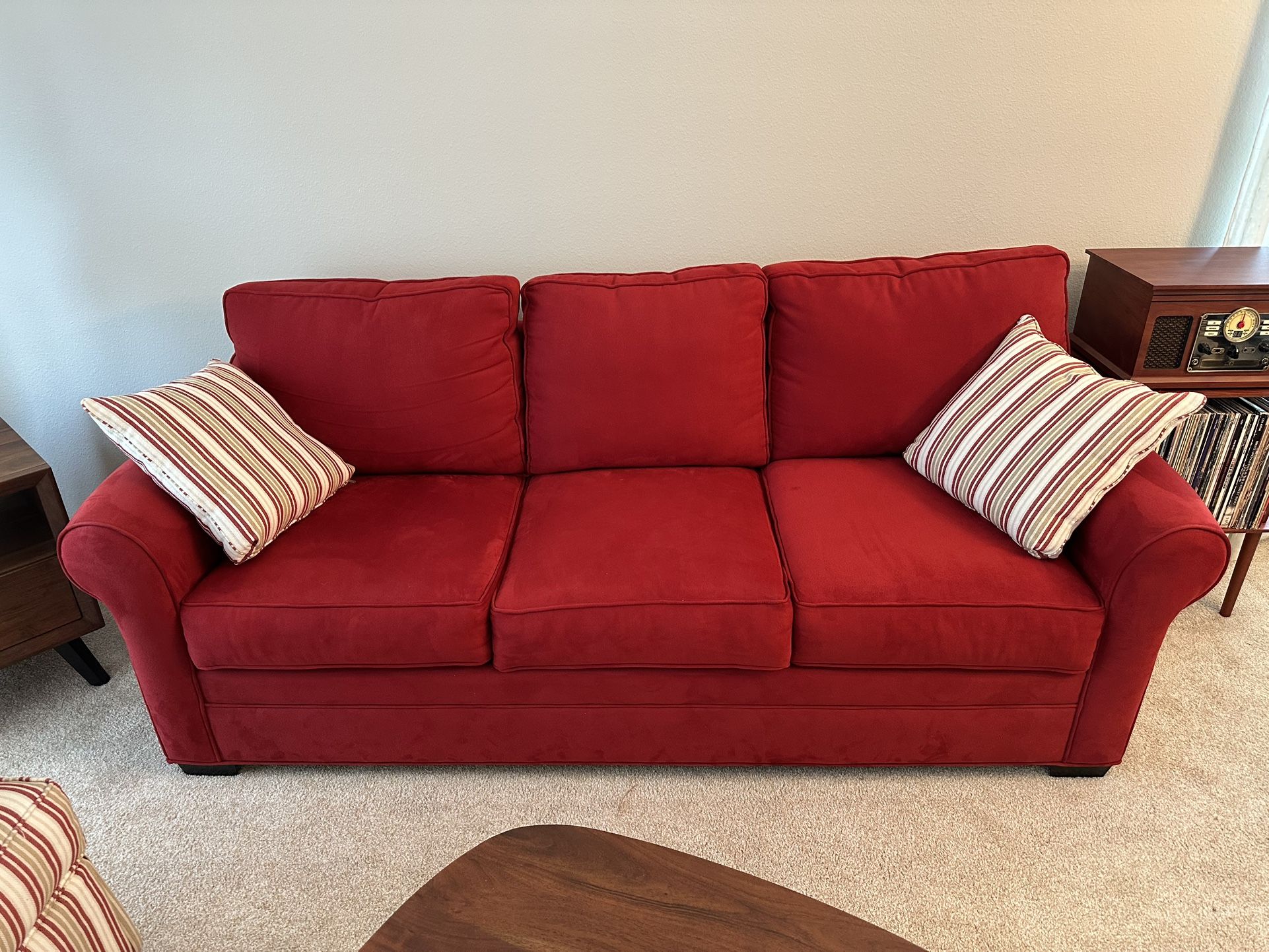 Sleeper Sofa And Matching Love Seat Red