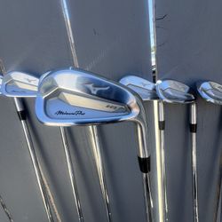 Mizuno Pro 223 Forged Irons 4-PW 