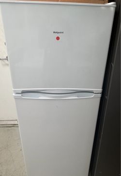 🤍 Used Hotpoint Top Freezer Refrigerator 🤍 - 1yr