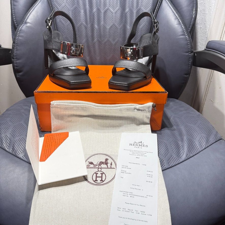 Hermès IIona 90 Sandal Black 38