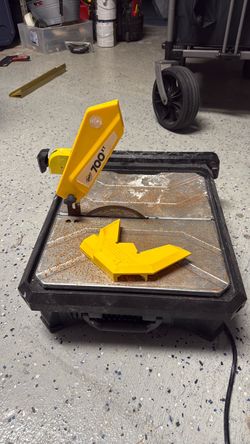 QEP 700XT we saw tile cutter