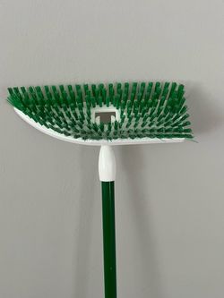 Libman No Knees Floor Scrub Brush with Steel Handle