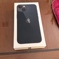 Selling iPhone 13 Locked With T-Mobile