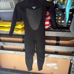 Wetsuit / Girls Size 10G