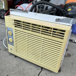 GENERAL ELECTRIC WINDOW AIR CONDITIONER