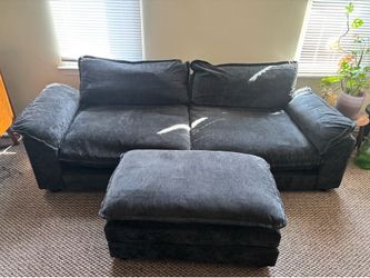 Couch w/ Ottoman - 86x55