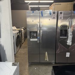 Frigidaire - 25.6 Cu Ft Side By Side Refrigerator In Stainless Steel With Water And Ice Dispenser 