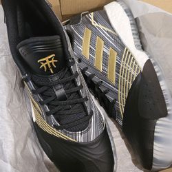 NEW Adidas T-Mac Basketball Shoes