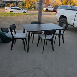 Dining Table With 4 Chairs 