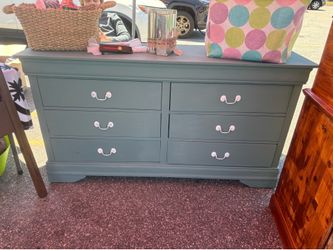 Beautiful refinished dresser perfect for any bedroom or as a tv stand.