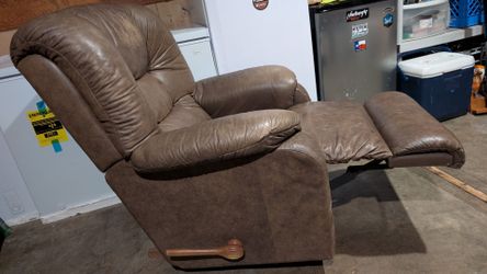 La-Z-boy Leather recliner