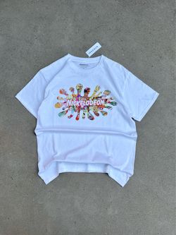 Nickelodeon White T-Shirt Size Medium