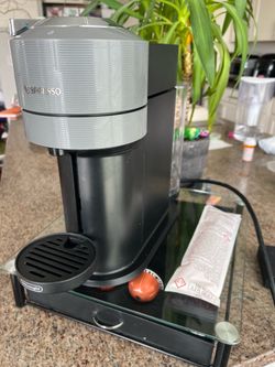 Nespresso delonghi vertuo next espresso and coffee maker (dark gray) with pod holder tray