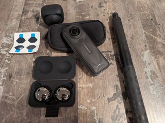 Insta360 X5 and accessories