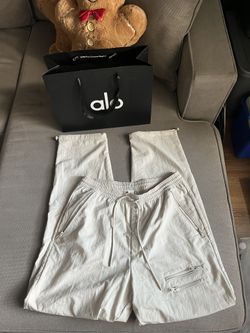 Men ALO Yoga Takeaway Track Pants Size Small 