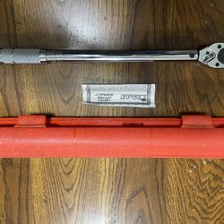Pittsburgh 1/2 In Drive Torque Wrench