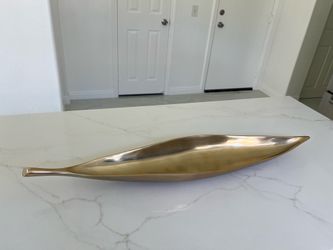 Decor golden leaf 30” long