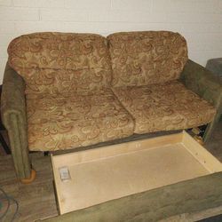 Pull Out Couch With A Queen Size Blow-up Mattress