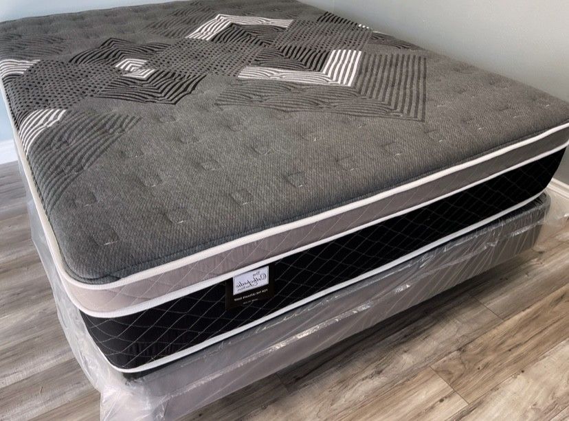 King Oasis Thermal Comfort Europillow Top 12inch Mattress!!