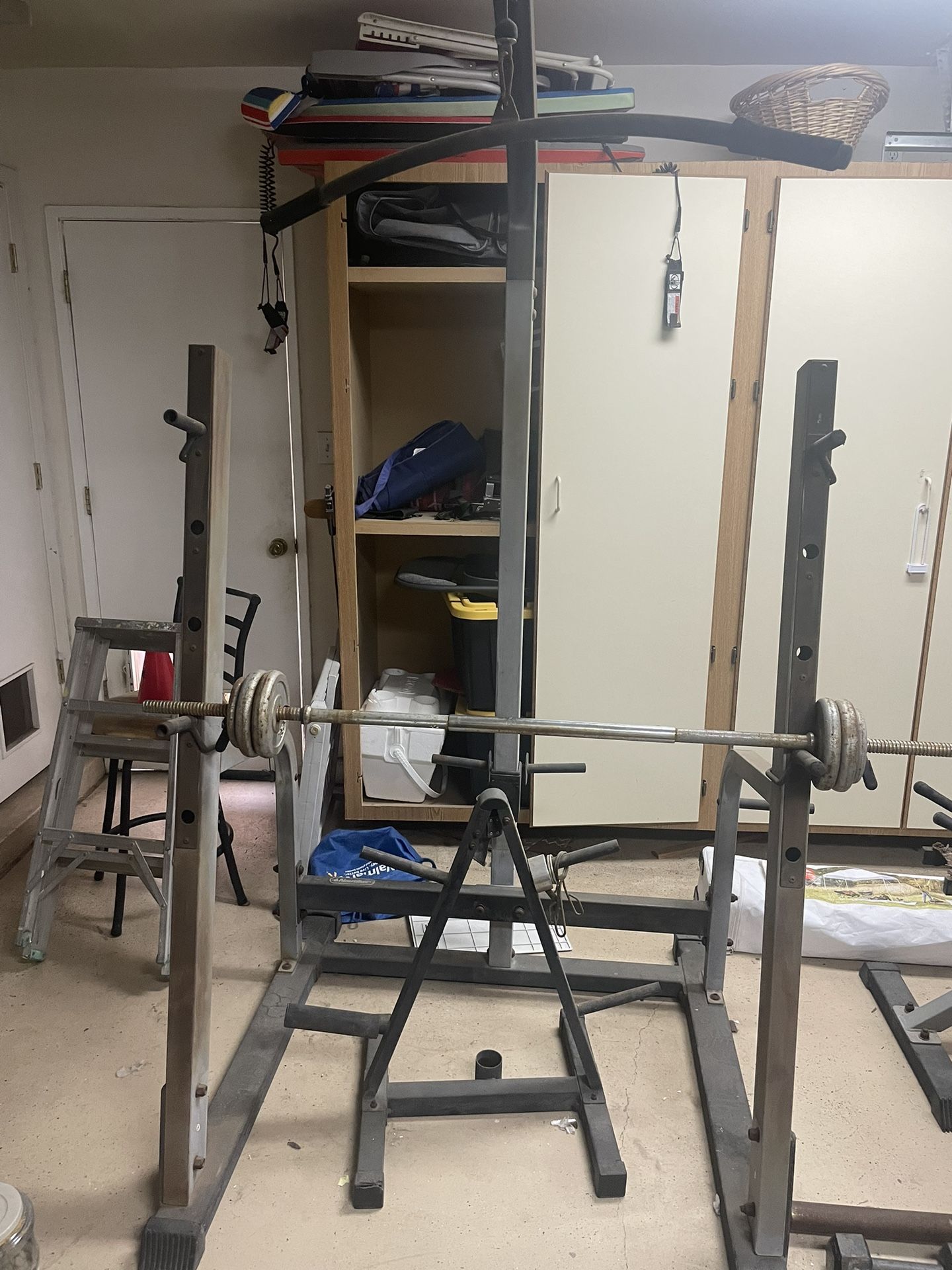 Squat Rack Full set with Bench Press *LOOK AT DESCRIPTION*