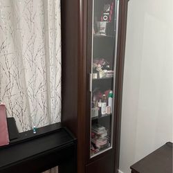Bookshelves 
