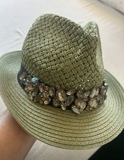 FEDORA RHINESTONE TRIM FABULOUS! $15