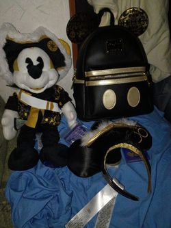 Disney Mickey mouse lounge fly