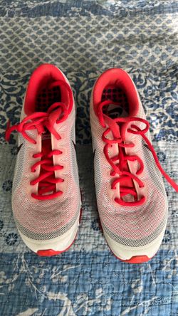 Tennis Nike 7.5