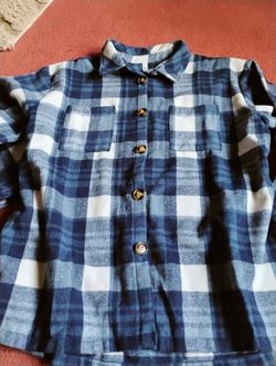 Women's Shacket (new). $15