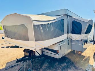 2003 Fleetwood Bayside Grand Tour Pop-Up Tent Trailer With Slideout