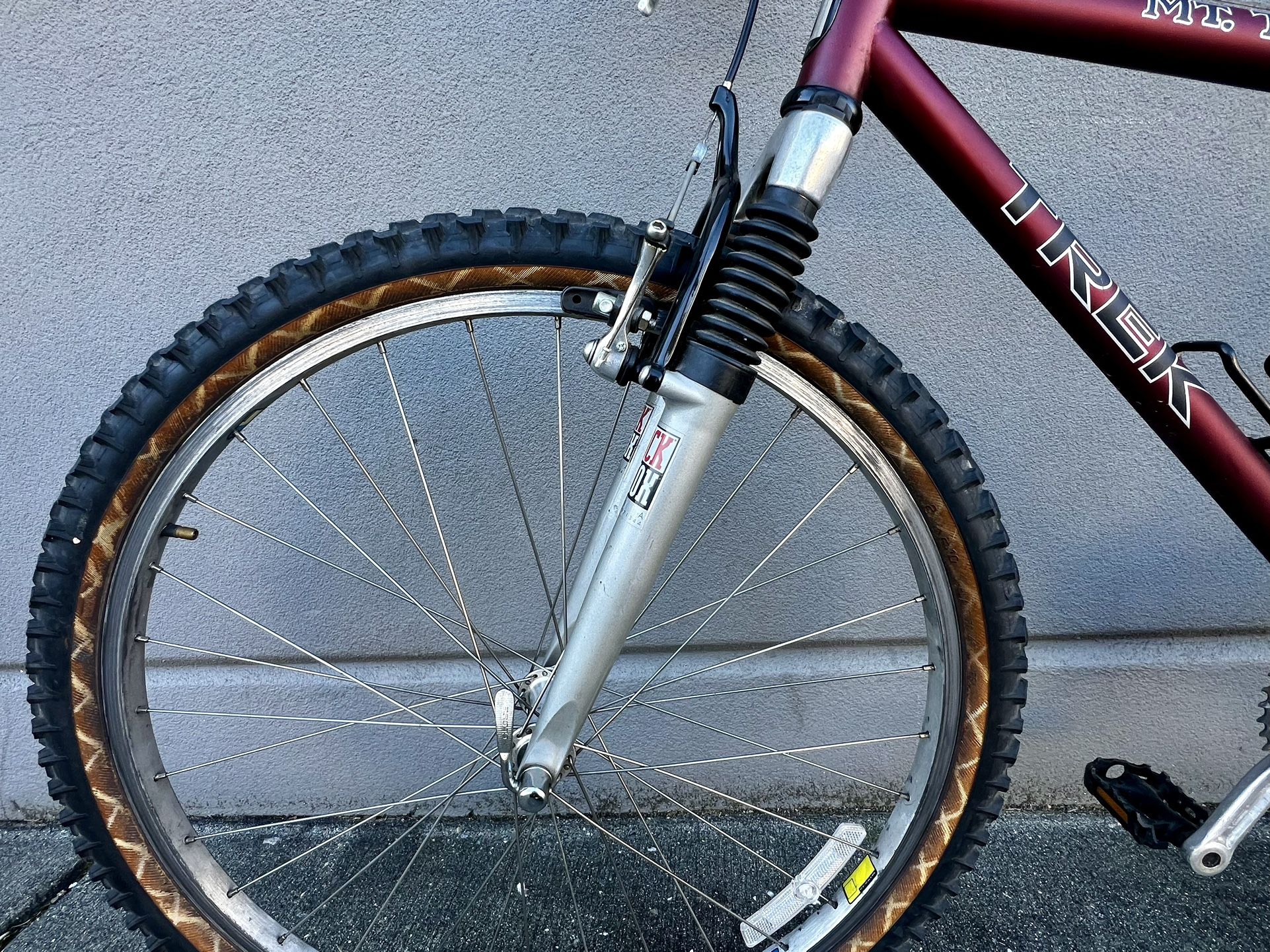 Trek 26 21 Speed Hybrid Mountain Bike 14” 6061 Aluminum Frame