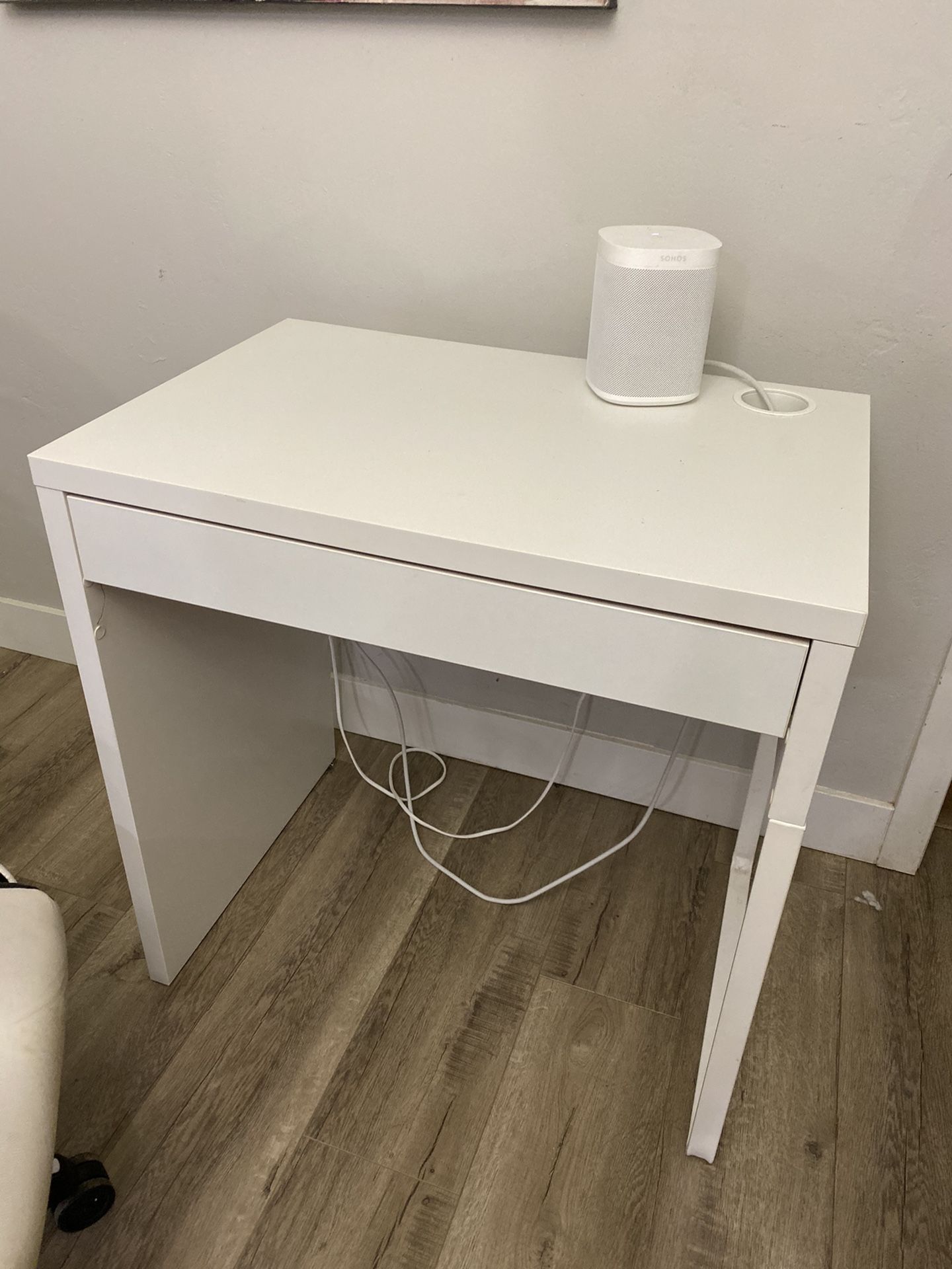 Mini desk