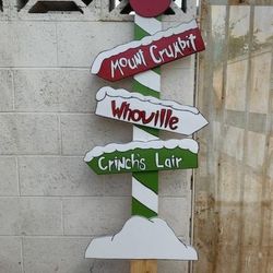 Grinch WhoVille sign with directions