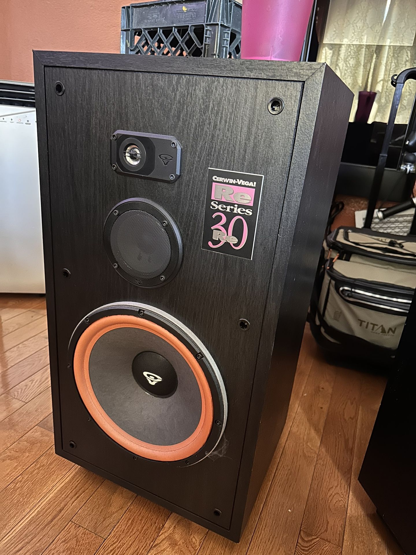 Speakers Cerwin Vega Cd30 Cerwin Vega Cd30 Night Out Outfit Ideas