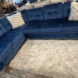 Julia blue Sectional 